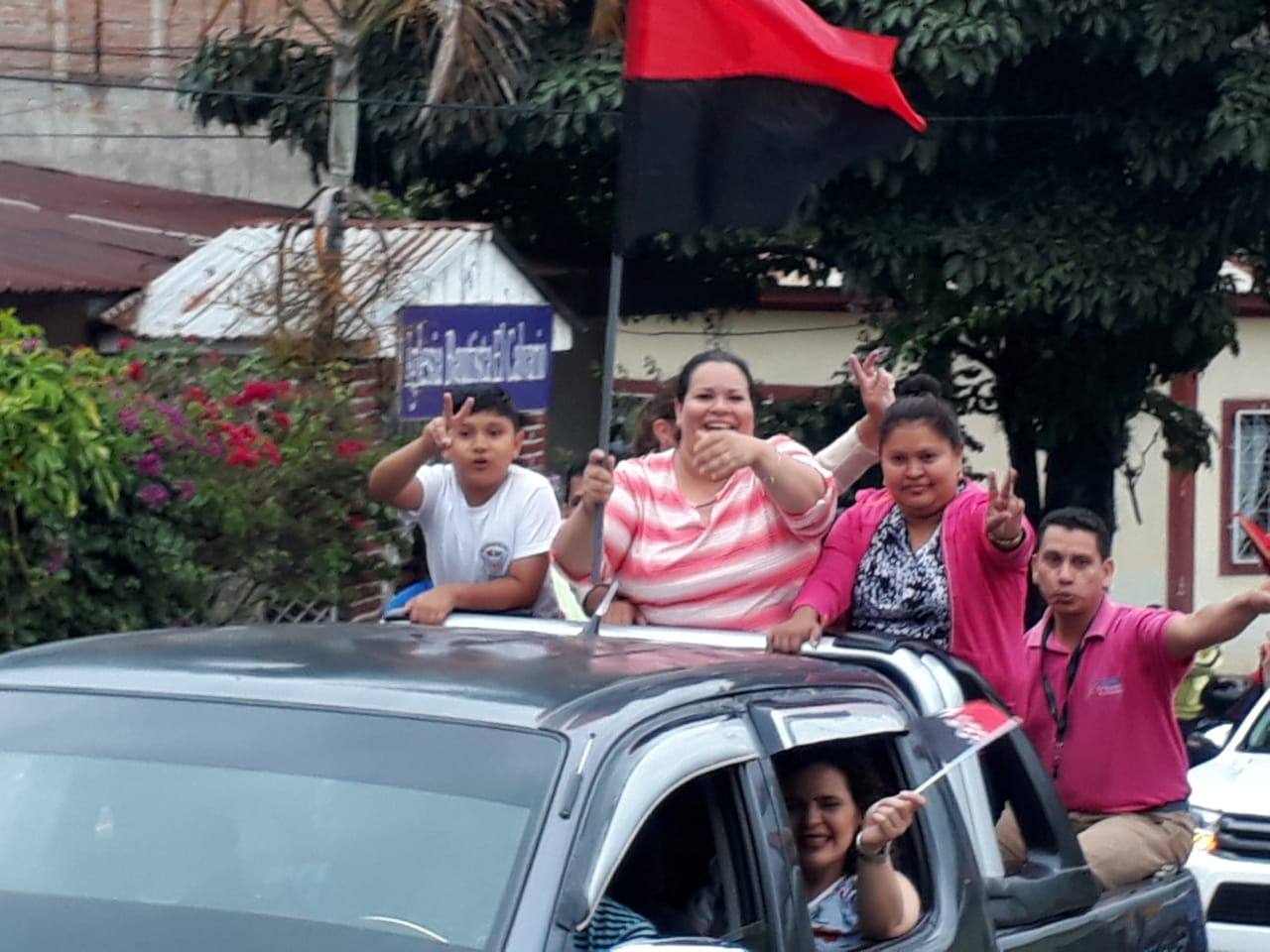 CARAVANA2